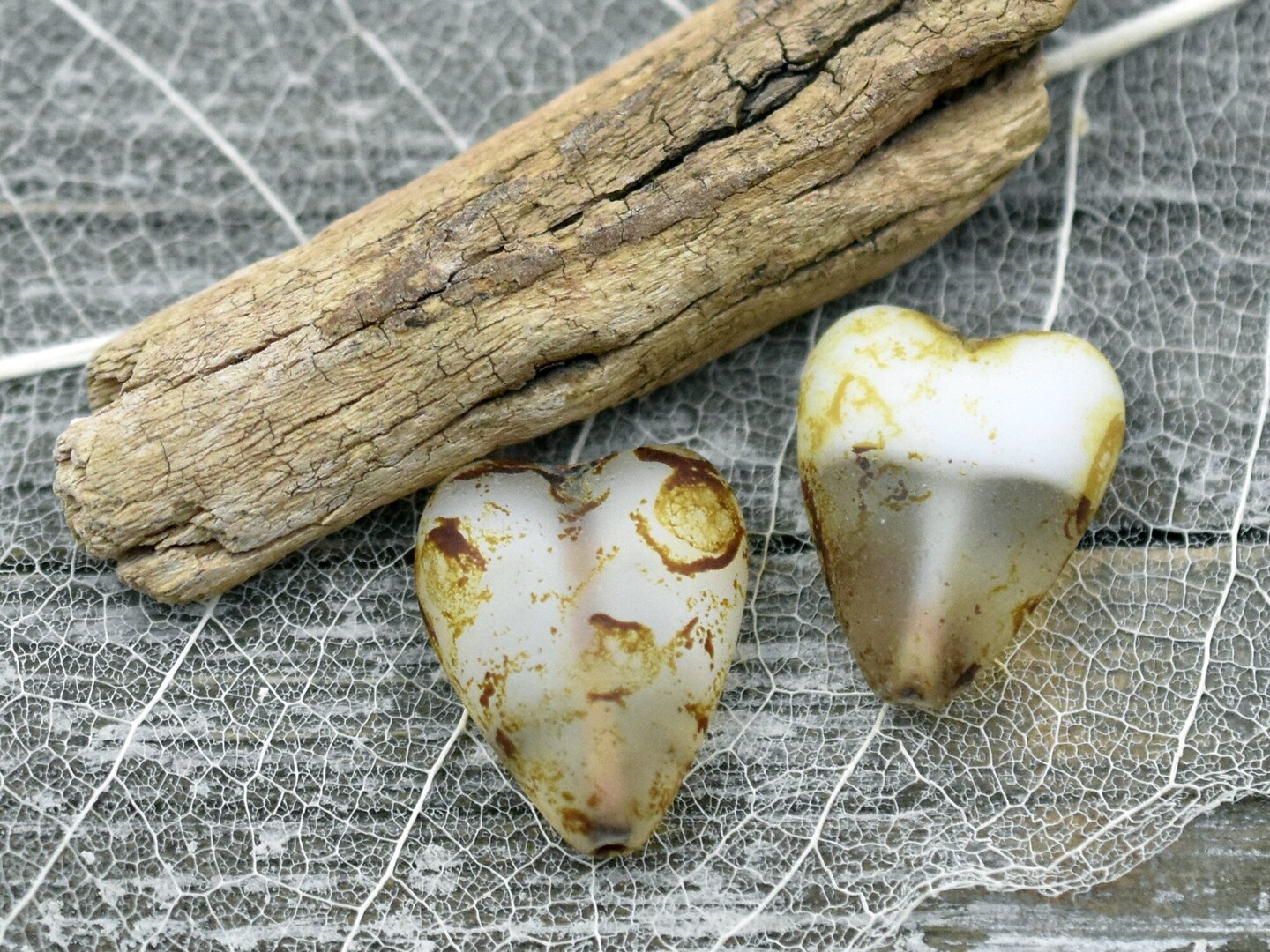 *6* 13x16mm Matte Crystal &#x26; Off White Picasso Heart Beads