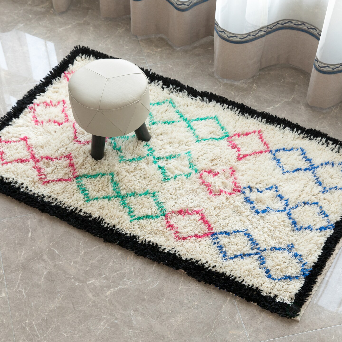 Handwoven Multicolored Geometric Trellis Plush Wool Shag Area Rug, 3&#x27; x 5&#x27;