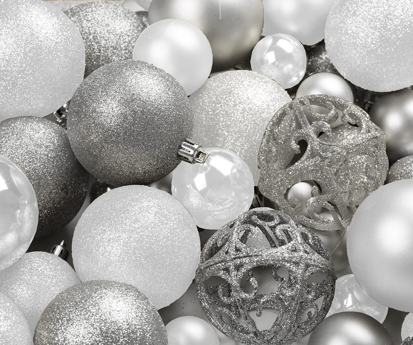 R N&#x27; D Toys 100 Silver and White Christmas Ornament Balls Shatterproof + 100 Metal Ornament Hooks, Hanging Ornaments for Indoor/Outdoor Christmas Tree, Holiday Party, Home D&#xE9;cor