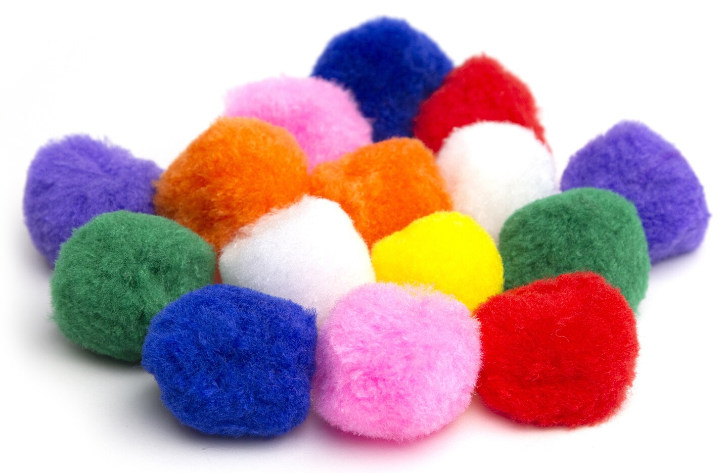CousinDIY Pom Poms 1.5&#x22; 15/Pkg