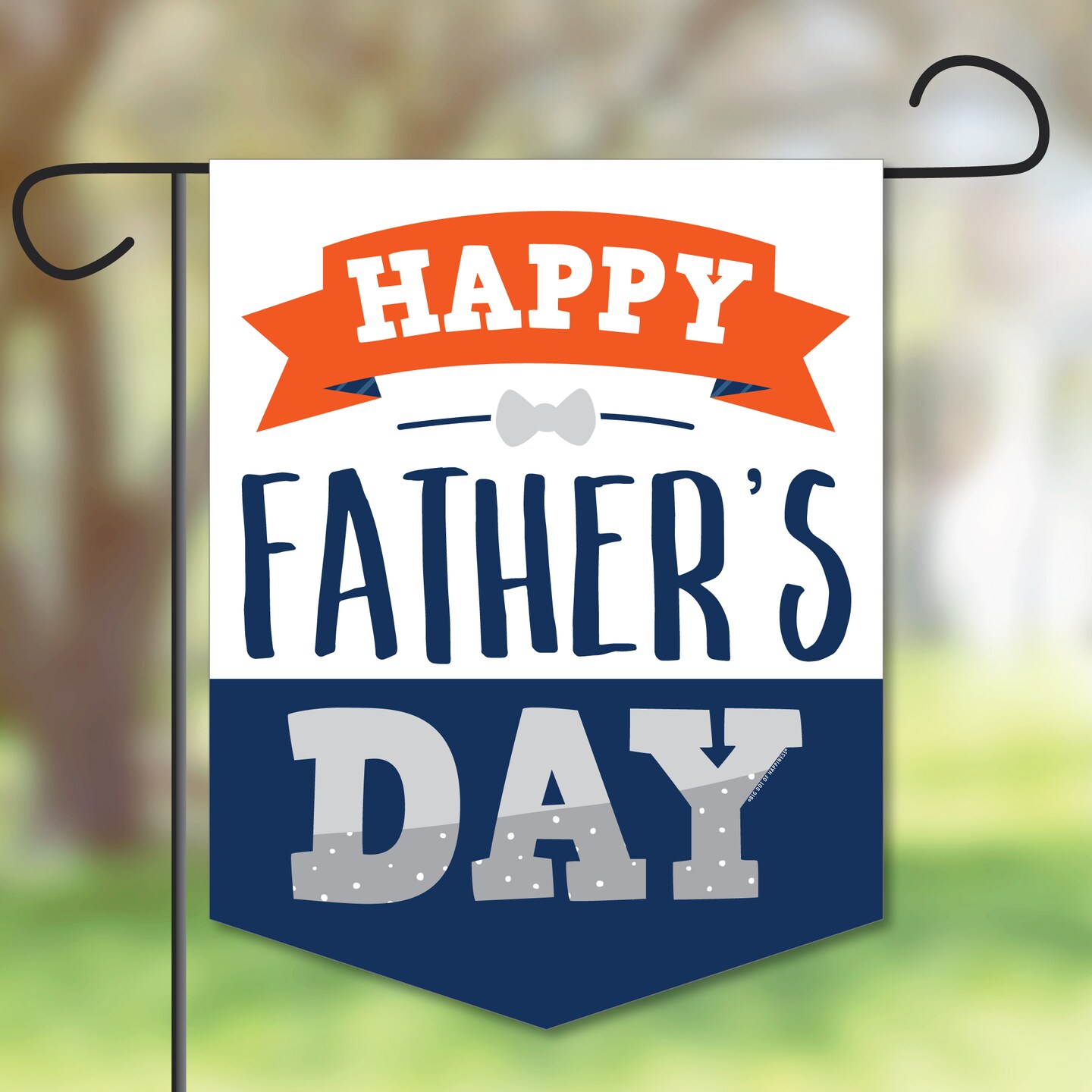 Big Dot of Happiness Happy Father&#x27;s Day - Outdoor Home Decorations - Double-Sided We Love Dad Party Garden Flag - 12 x 15.25 inches
