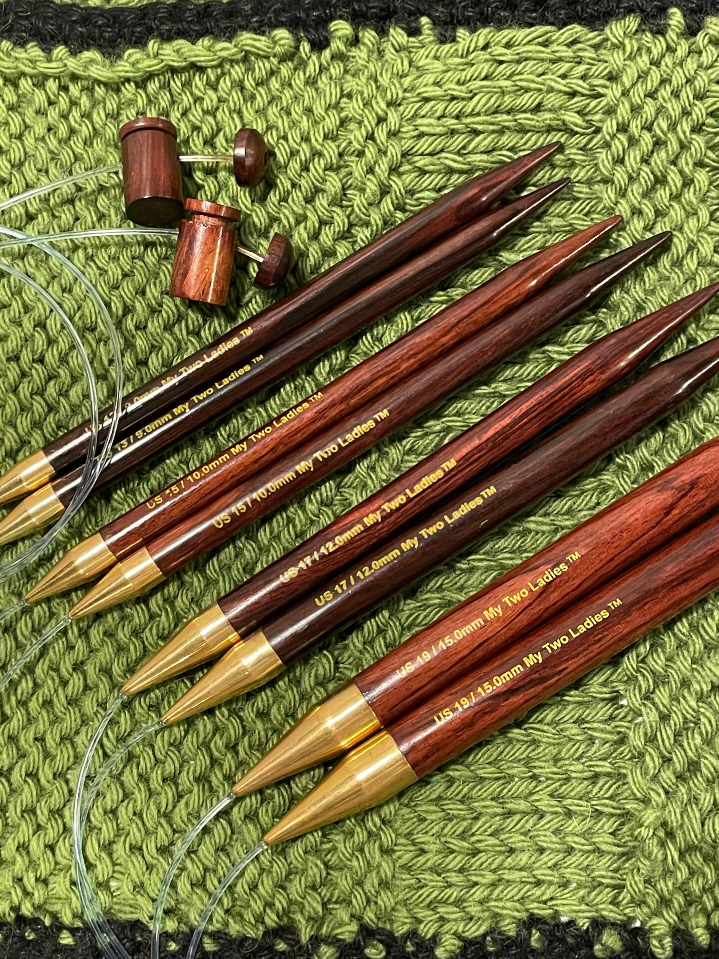 14 Jumbo Wood Knitting Needles by Loops & Threads®