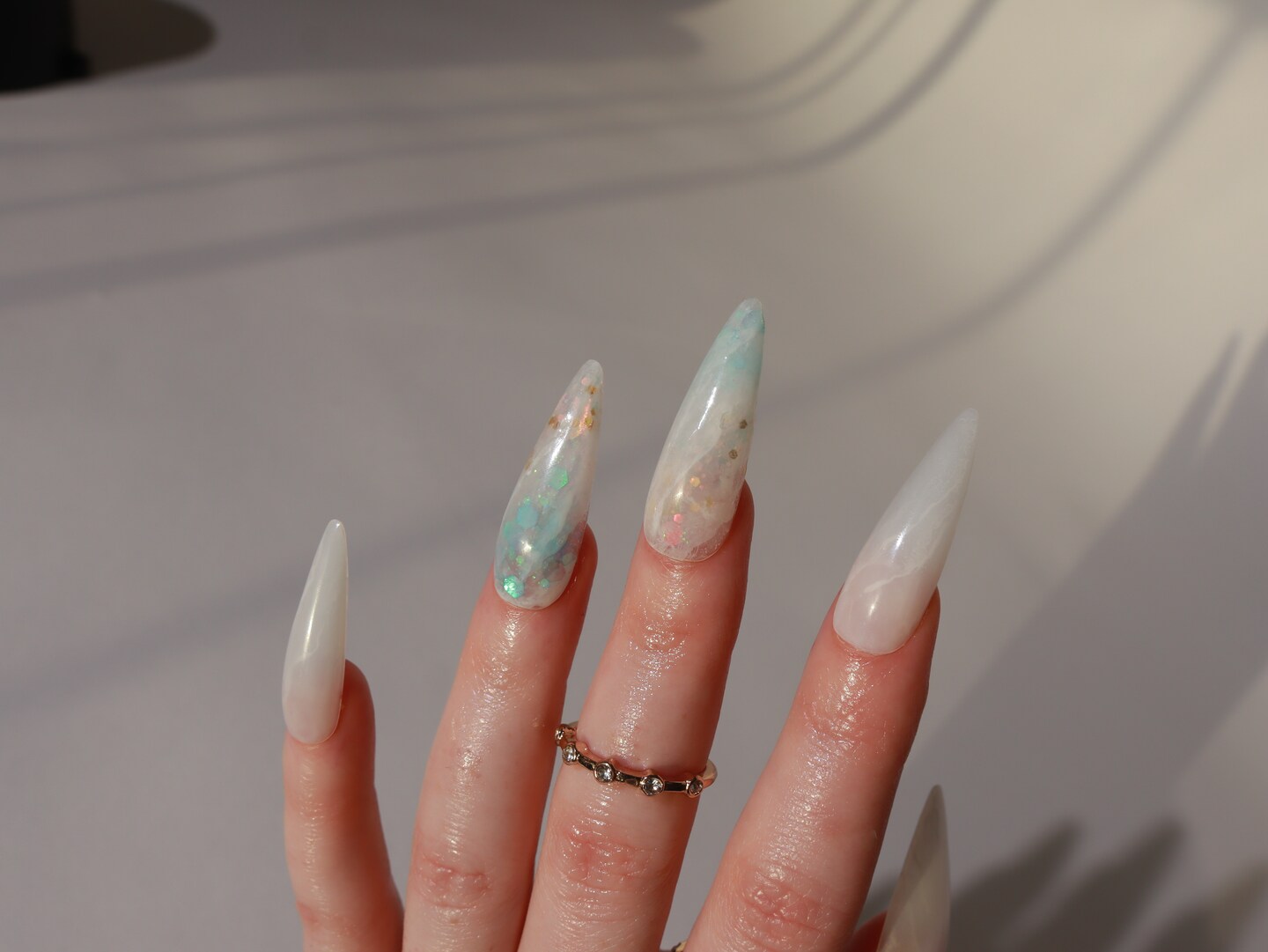 handmade-press-on-nails-encapsulated-glitter-hard-gel-press-on-nails
