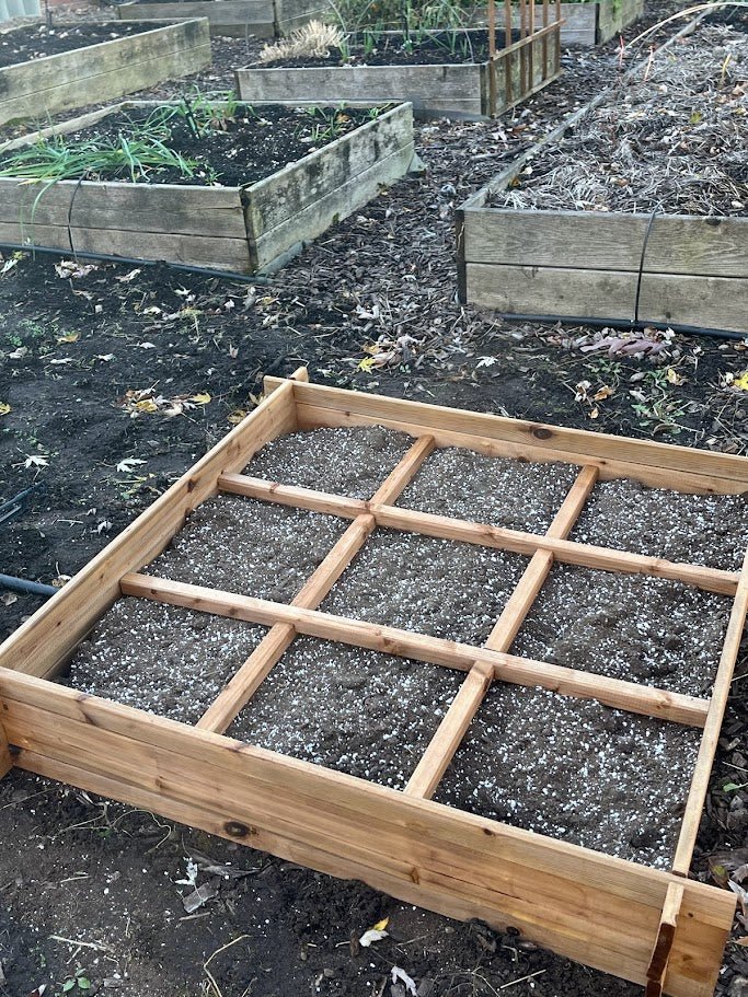 Wood Raised Garden Bed - with Grid