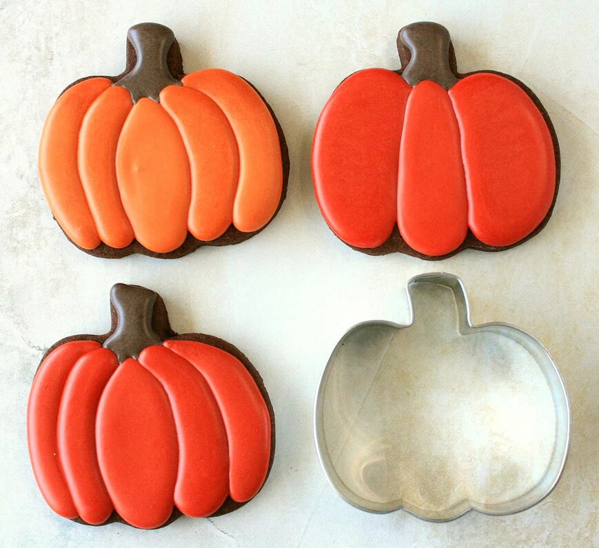 Ann Clark Pumpkin Cookie Cutter, 3&#x22;