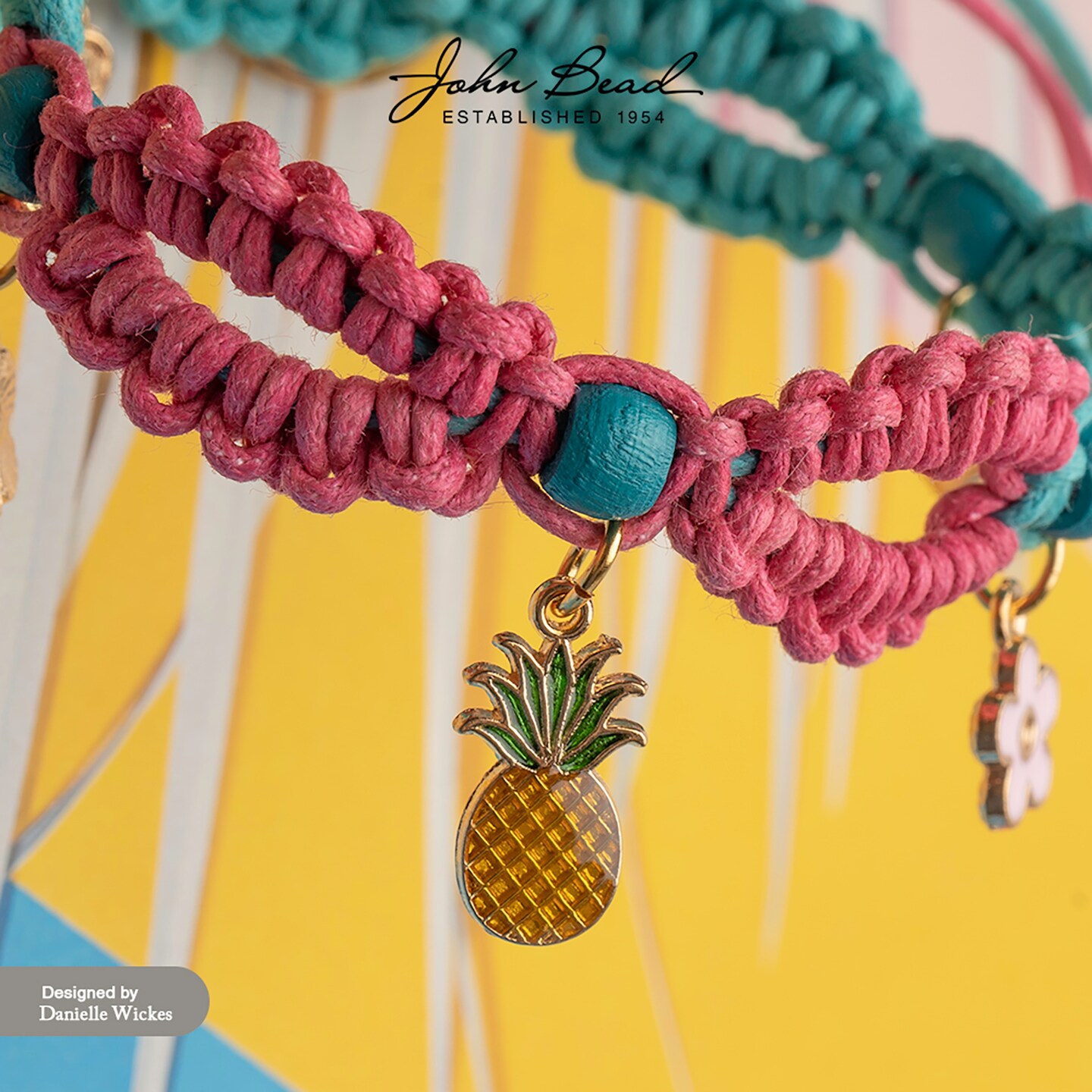 John Bead Sweet &#x26; Petite Pineapple Charms, 10pcs