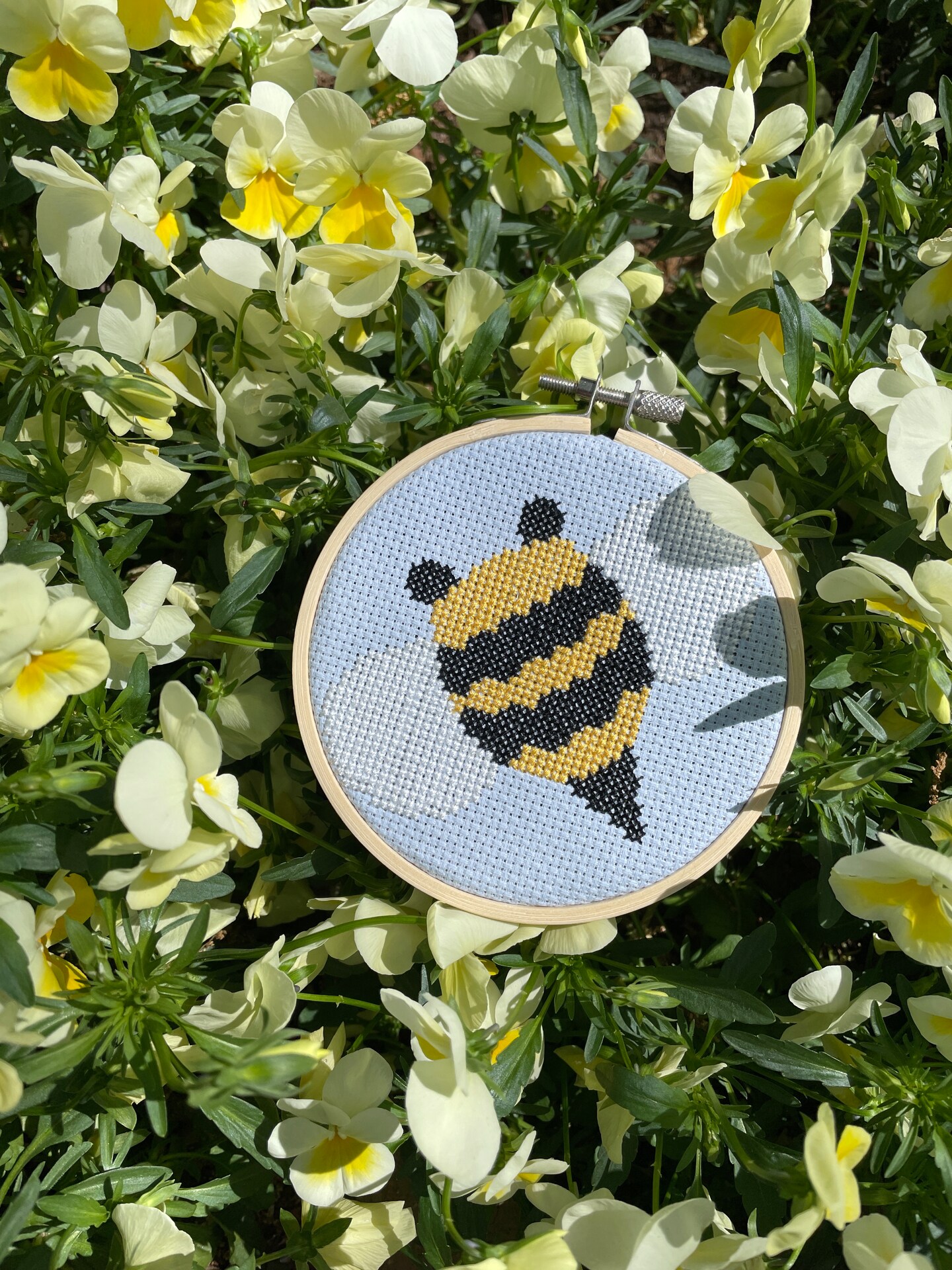 Busy Bee by Mary Engelbreit Counted Cross Stitch DIY KIT