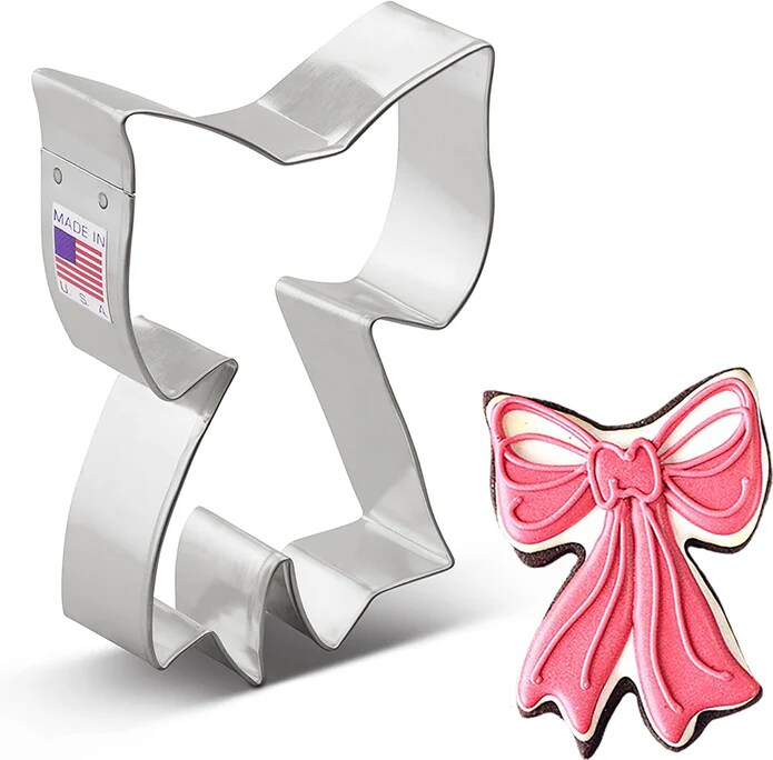 Ann Clark Ribbon Bow Cookie Cutter 4&#x22;