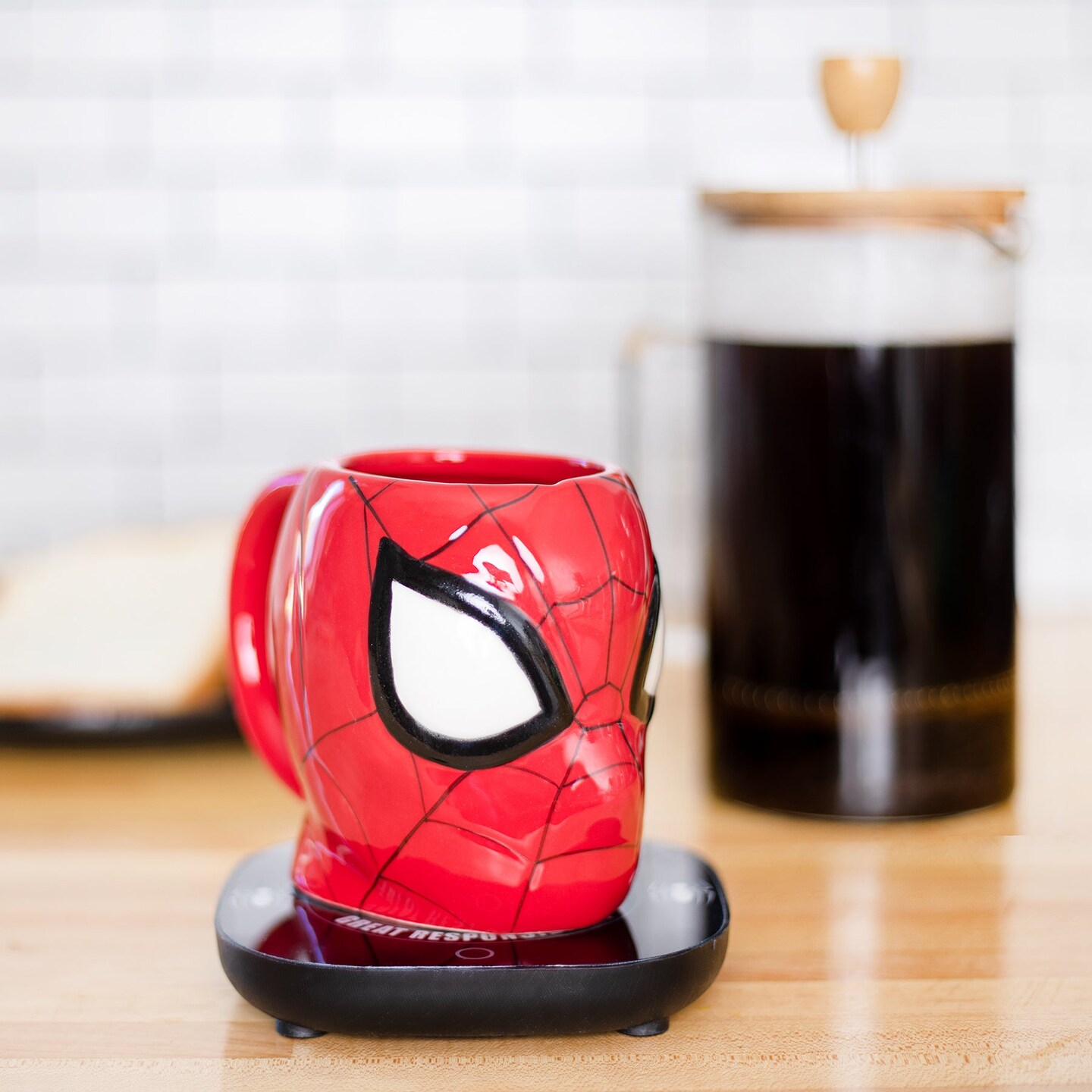 Uncanny Brands Marvel&#x27;s Spider-Man Mug Warmer with Molded Mug