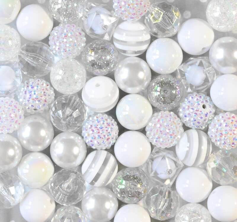 20mm White Icicle acrylic bubblegum bead mix