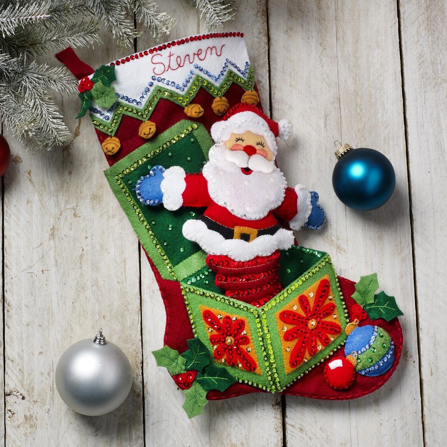 最も信頼できる Bucilla Felt 18 Kit Applique Stocking 裁縫道具