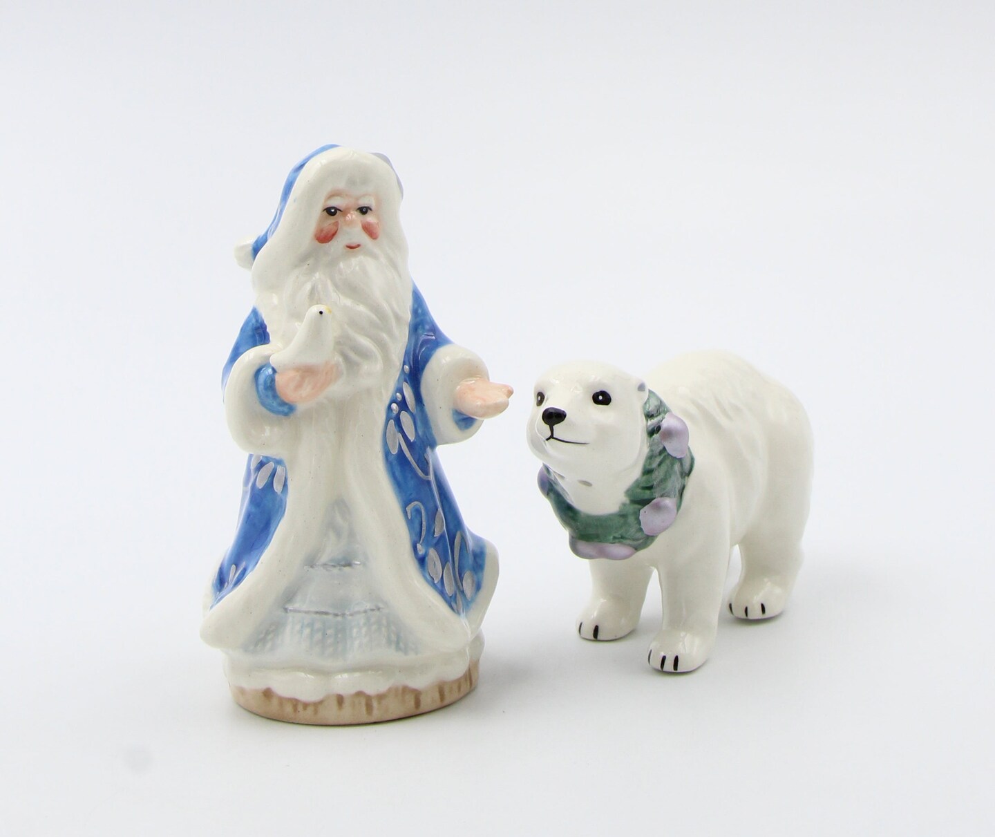 Ceramic Blue Santa &#x26; Polar Bear Salt And Pepper Shakers, Home D&#xE9;cor, Gift for Her, Gift for Mom, Kitchen D&#xE9;cor, Christmas D&#xE9;cor