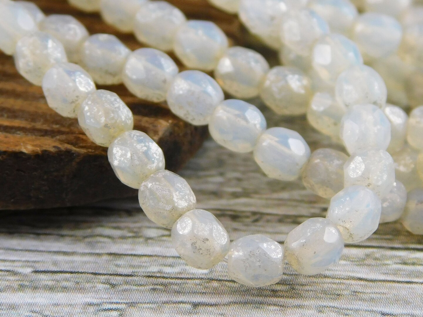 *50* 4mm Silver Mercury Washed Crystal Opaline Fire Polished Round Beads