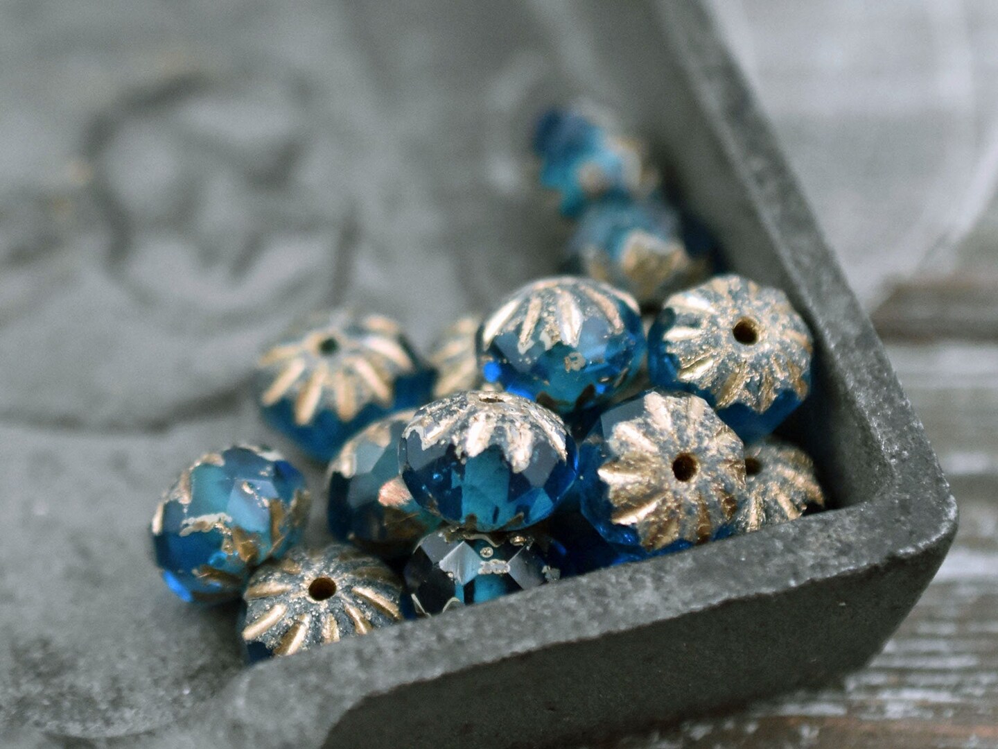 *25* 6x9mm Etched Gold Washed Pacific Blue Cruller Rondelle Beads