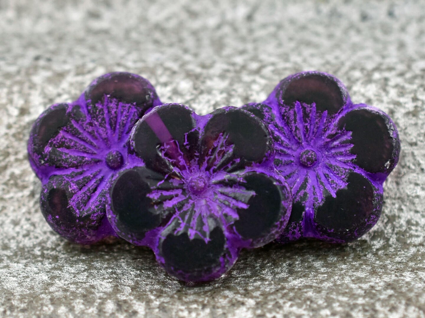 21mm Etched Purple Washed Purple Hibiscus Flower Bead