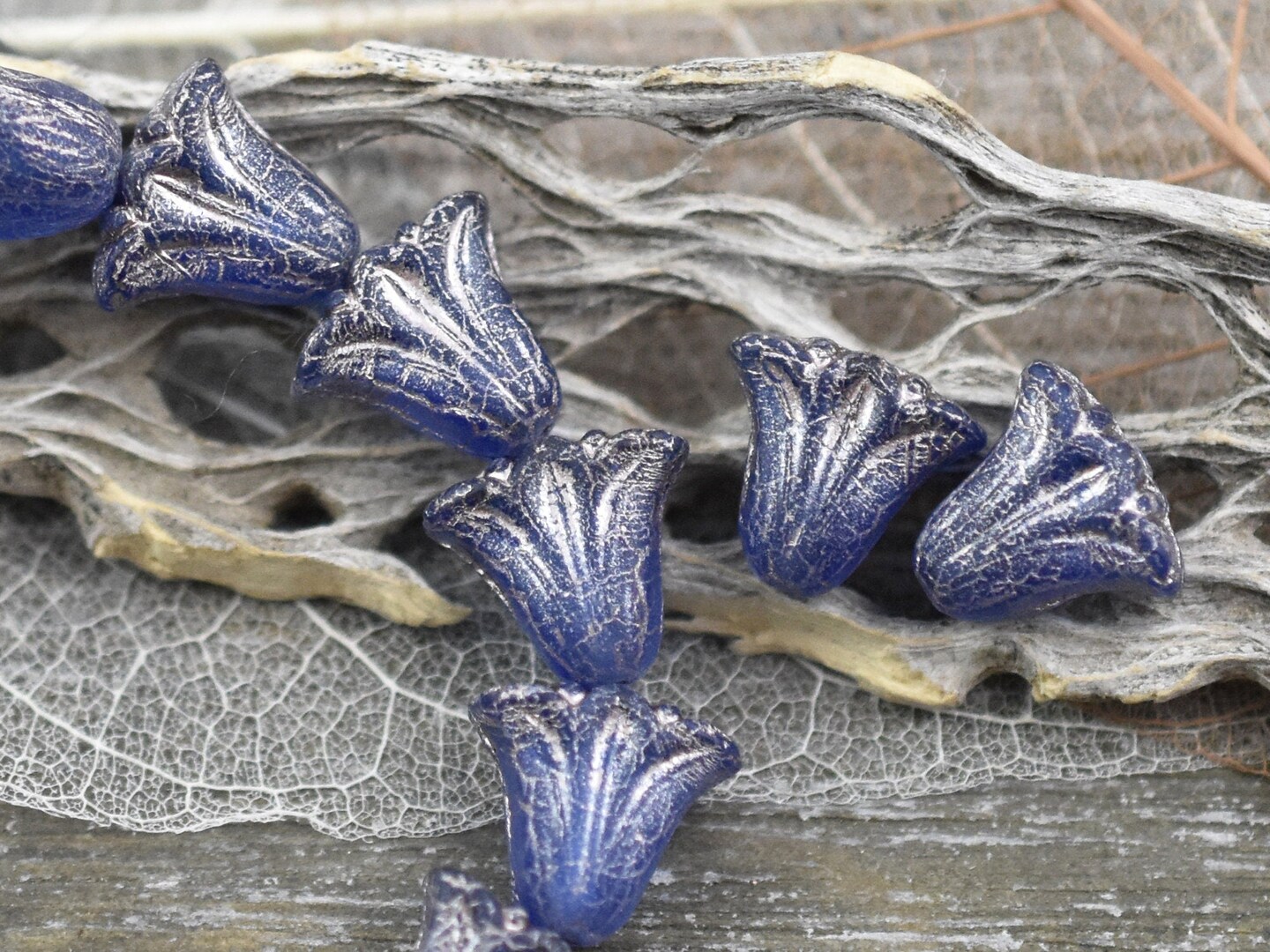 *15* 9x10mm Platinum Washed Matte Deep Blue Lily Flower Beads