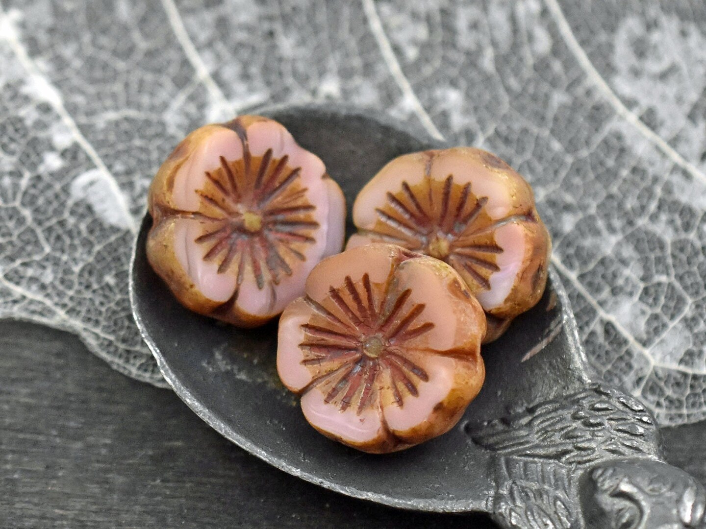 *10* 14mm Pink Coral Picasso Table Cut Hawaiian Flower Beads