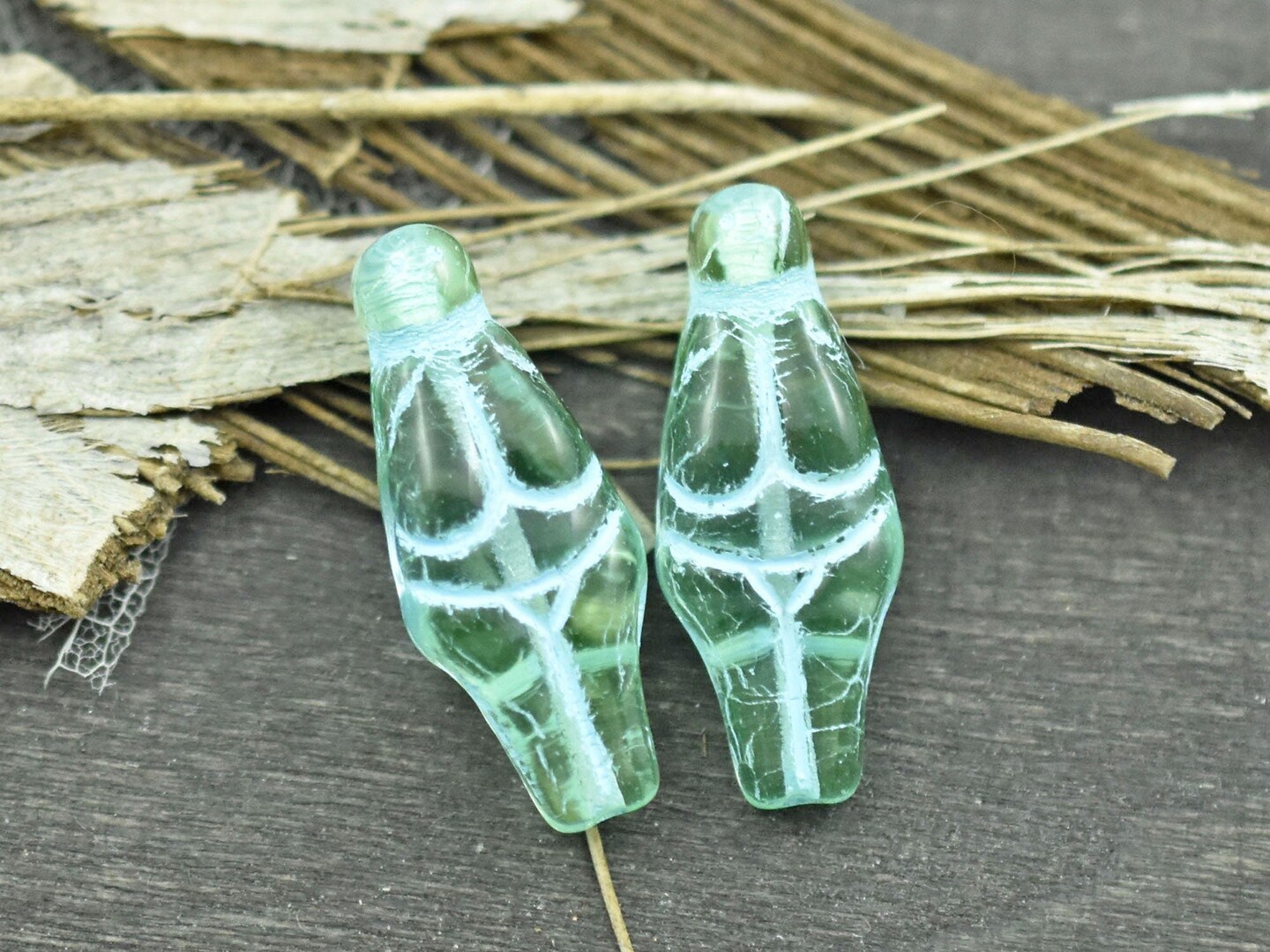 *4* 21x10mm Turquoise Washed Green Crystal Goddess Beads