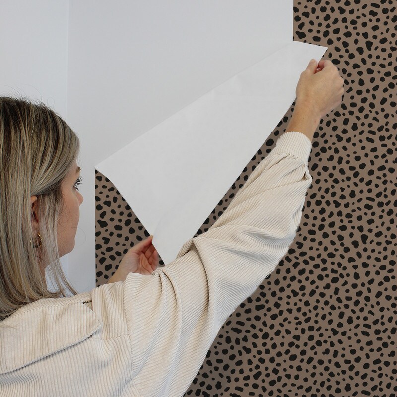 Tempaper Scout by Novogratz Peel and Stick Wallpaper Leopard Spots