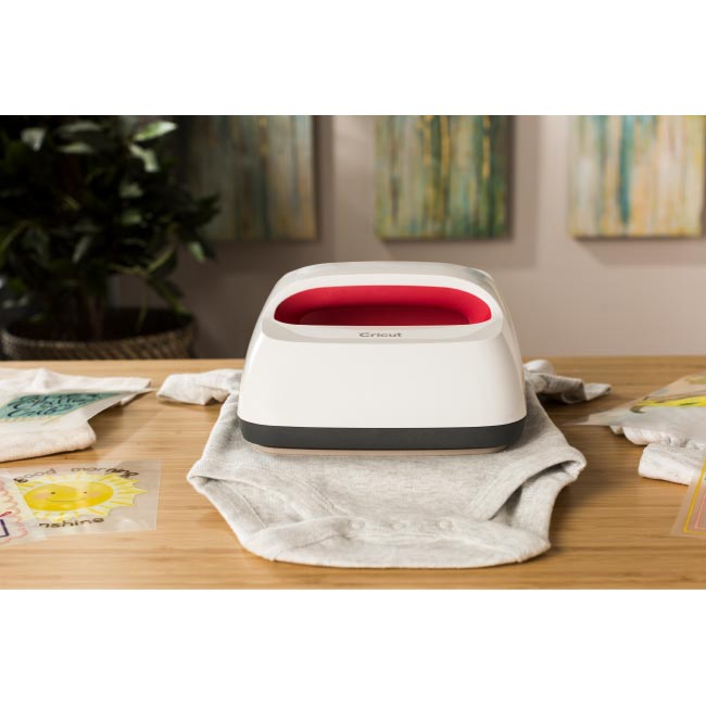 Cricut Raspberry EasyPress 2 Bundle: 9x9 Machine, Everyday Iron-On, and Essential Weeding Kit