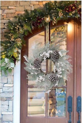 16-18&#x22; Frosted Door Wreath Winter Wreath with Glitter Berries on Big Pine Cones Christmas Wreaths for Indoor and Outdoor Table Fireplaces Walls on the Porch Home Decoration Window Wreaths