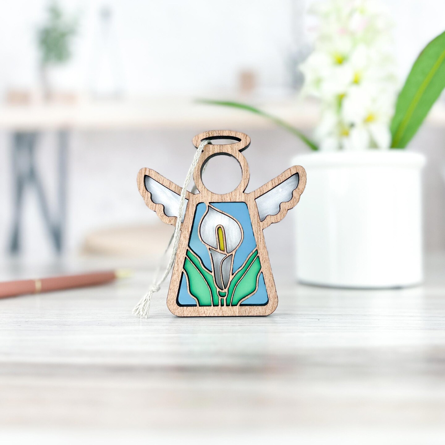3.5&#x22; Calla Lily Ornament - Handcrafted in Texas - Mother&#x27;s Angels&#xAE; Figurine - Mother&#x27;s Day Gifts