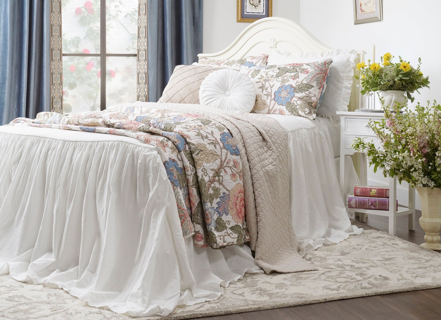 Bedding Bundle: Belgian Flax Linen Bedspread Set + Sydney Quilt Set