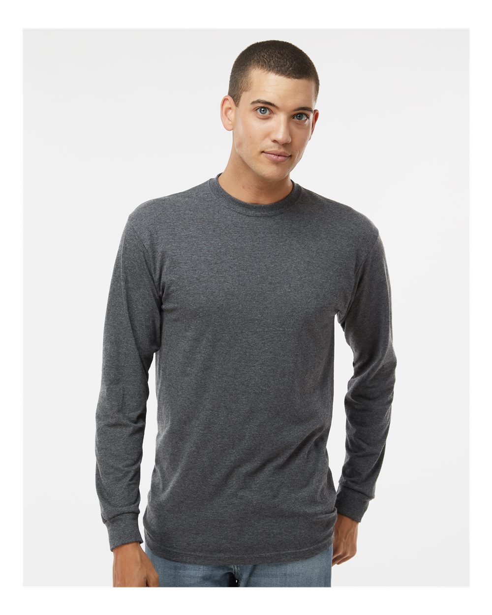 Essential Long Sleeve Tees for Every Closet | Upgrade Your Casual Wardrobe with Long Sleeve T-shirt | Elevate Your Everyday Look with a long sleeve long T-shirt | RADYAN