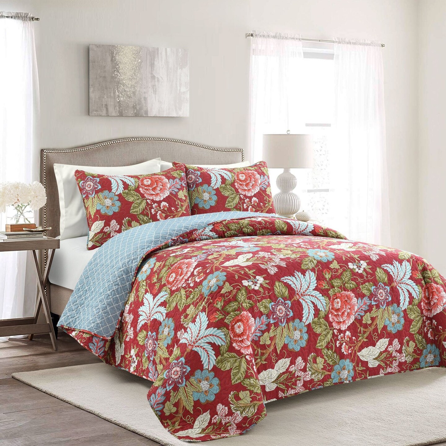 Bedding Bundle: Farmhouse Stripe Comforter Set + Sydney Quilt - Full/Queen