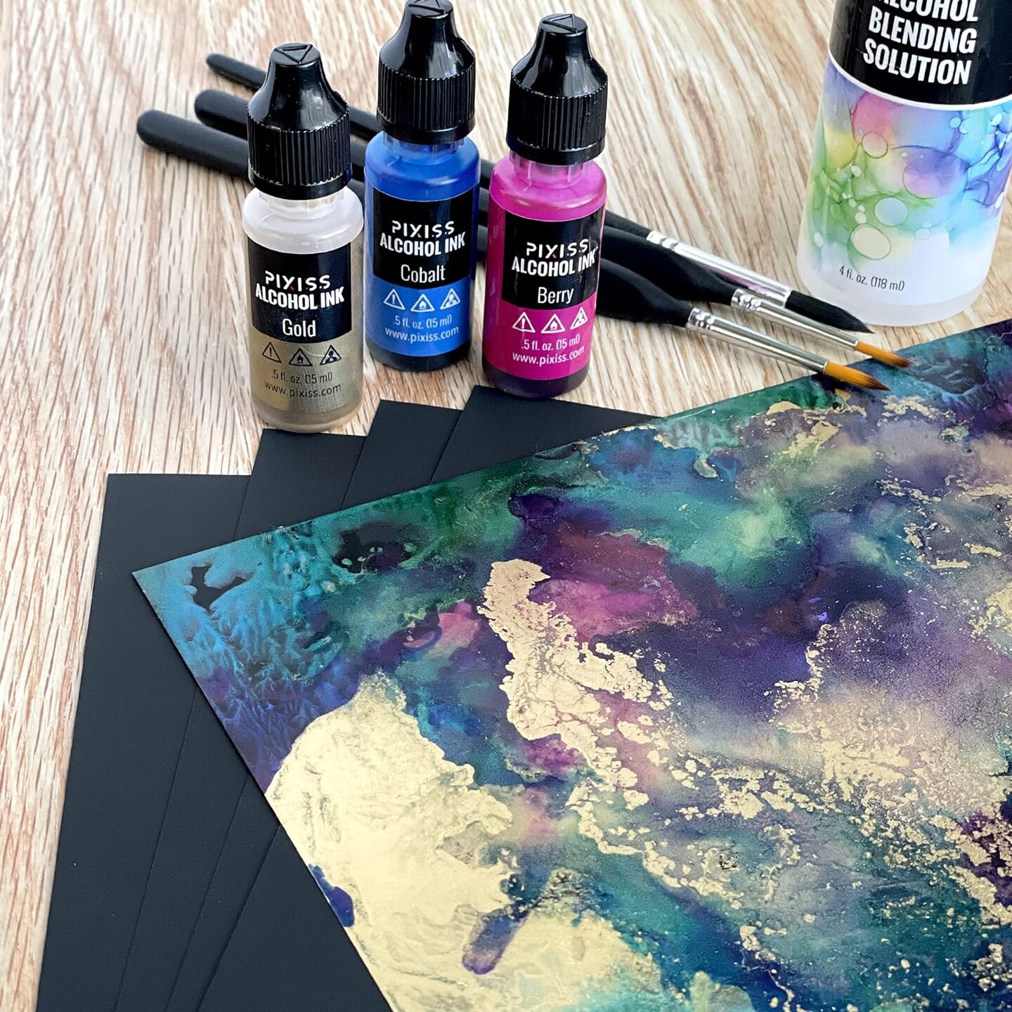 Black Alcohol Ink Paper 25 Sheets Heavy Black Art Paper for Alcohol Ink &#x26; Black Watercolor Paper, Synthetic Paper A4 8x12 Inches (210x297mm), 200gsm Cardstock