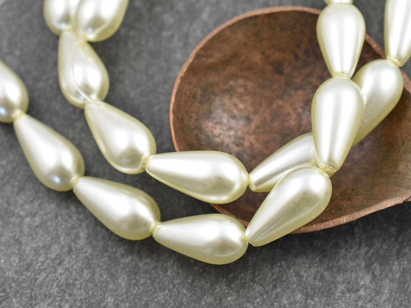 15x8mm Celestial Crystal Cream Pearl Teardrop Beads (16&#x22; Strand)