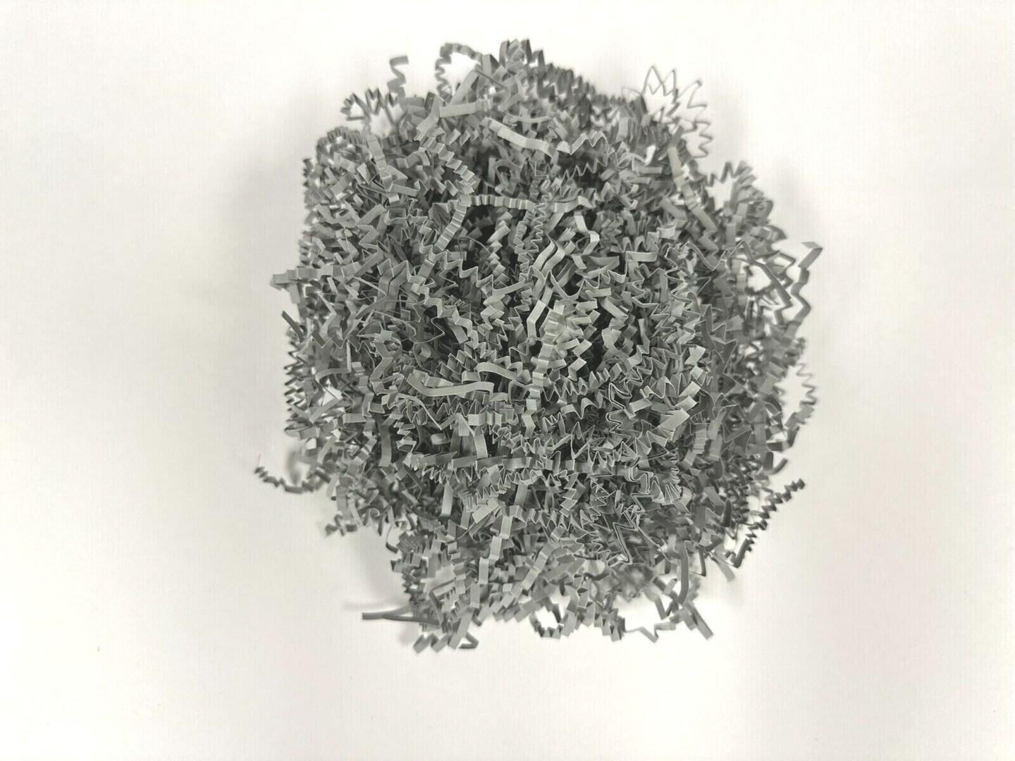 Crinkle Cut Paper Shred Filler for Gift Box and Basket Filling