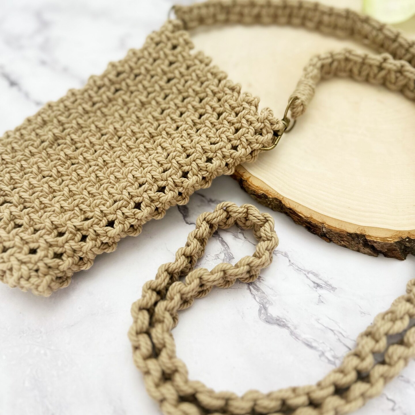 Boho phone case, Cellphone holder, Phone crossbody bag, Crossbody bag,  Macrame handbag, Crossbody phone bag, phone shoulder bag | MakerPlace by  Michaels