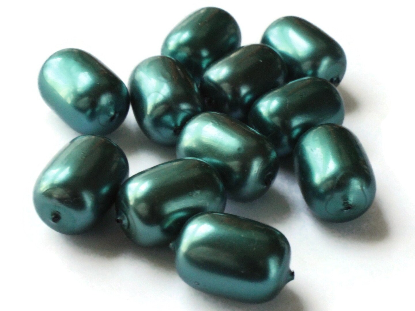 11 20mm Green Vintage Tube Pearl Beads Plastic Beads
