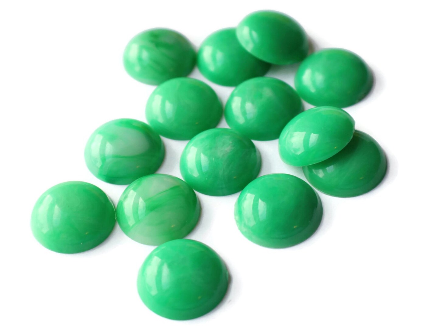 14 18mm Round Green Flat Back Cabochons Vintage Lucite Cabochons