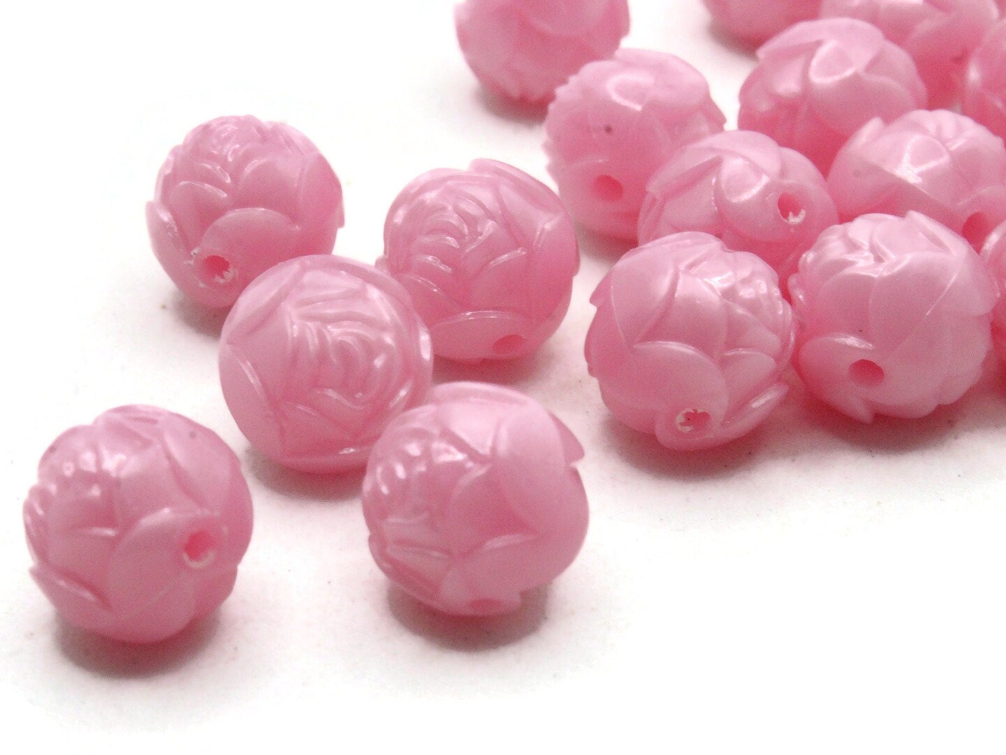 20 12mm Vintage Pink Pressed Rose Plastic Round Floral Beads