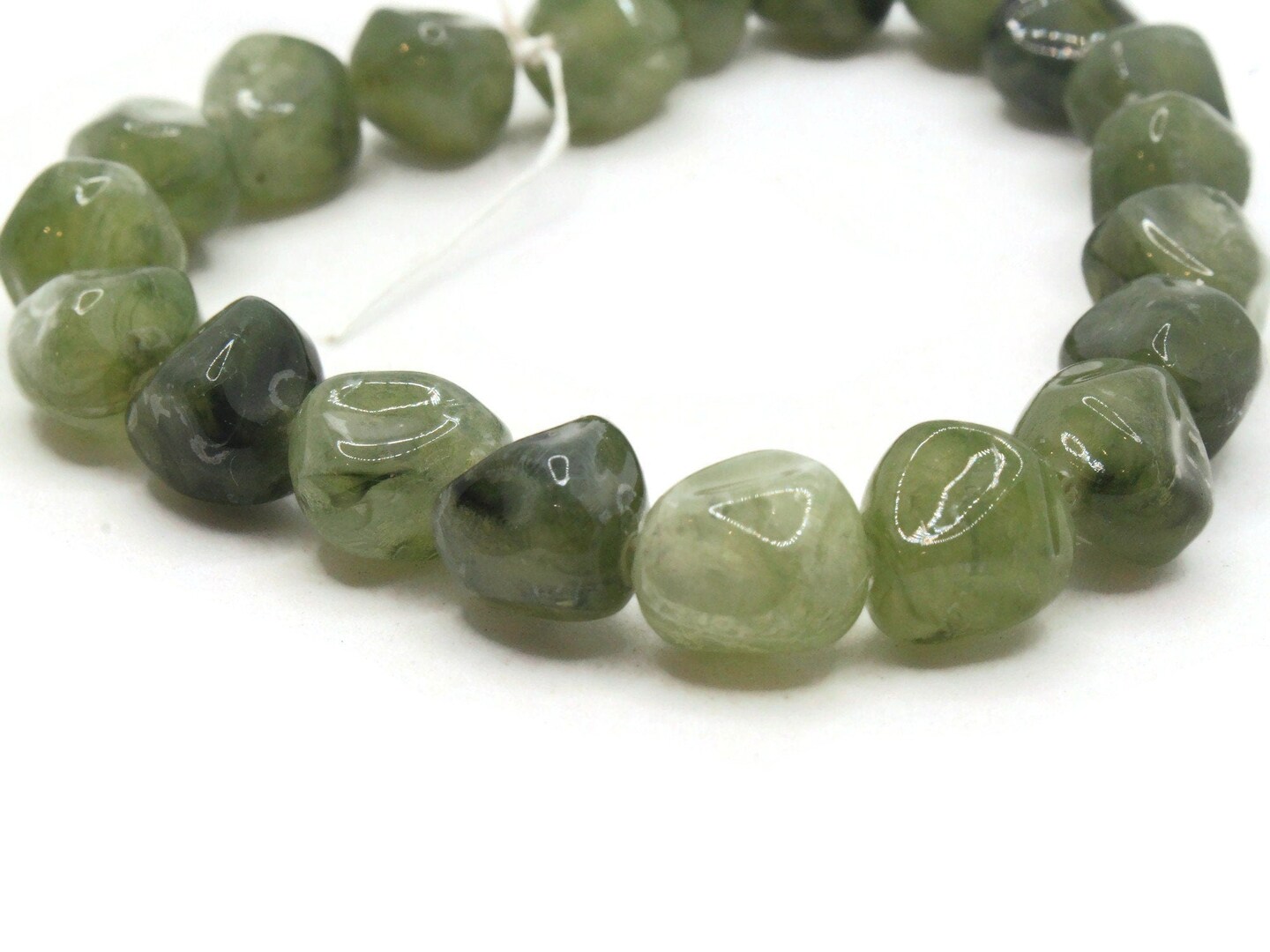 20 10mm Green Nugget Vintage Plastic Beads
