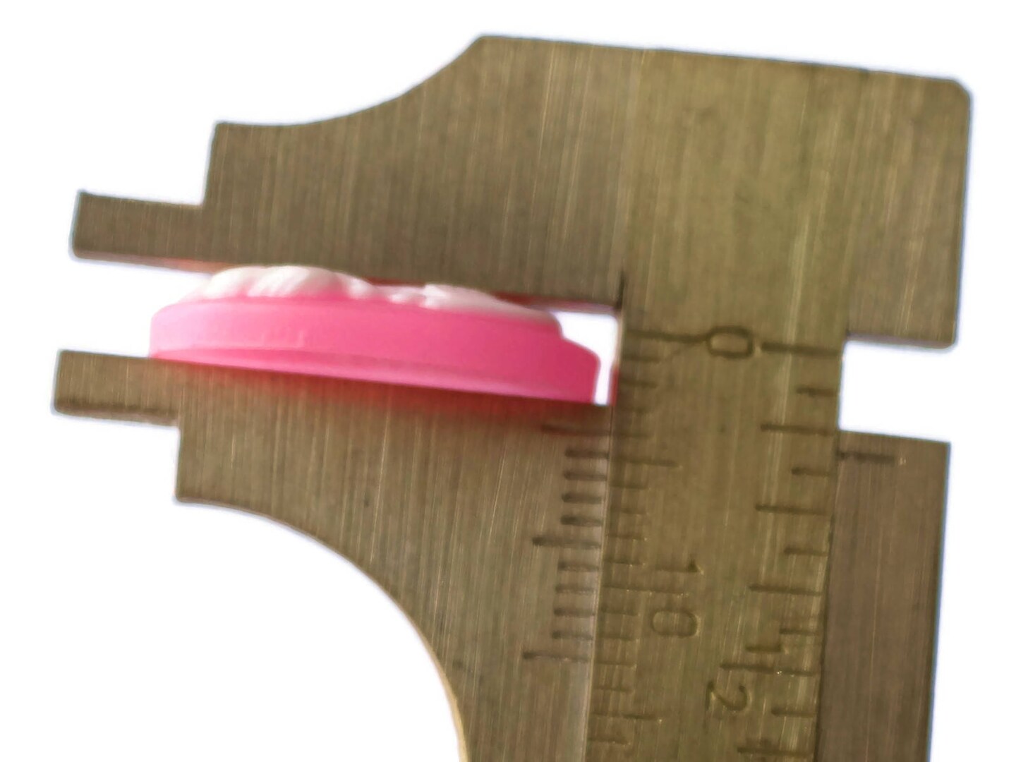 10 18mm x 13mm Bright Pink Victorian Woman's Face Cameo Cabochons Resin Cabochons