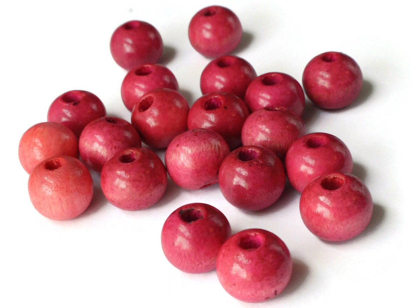 20 14mm Pink  Round Wood Beads Vintage Wooden Beads Loose New Old Stock  Macrame Beads