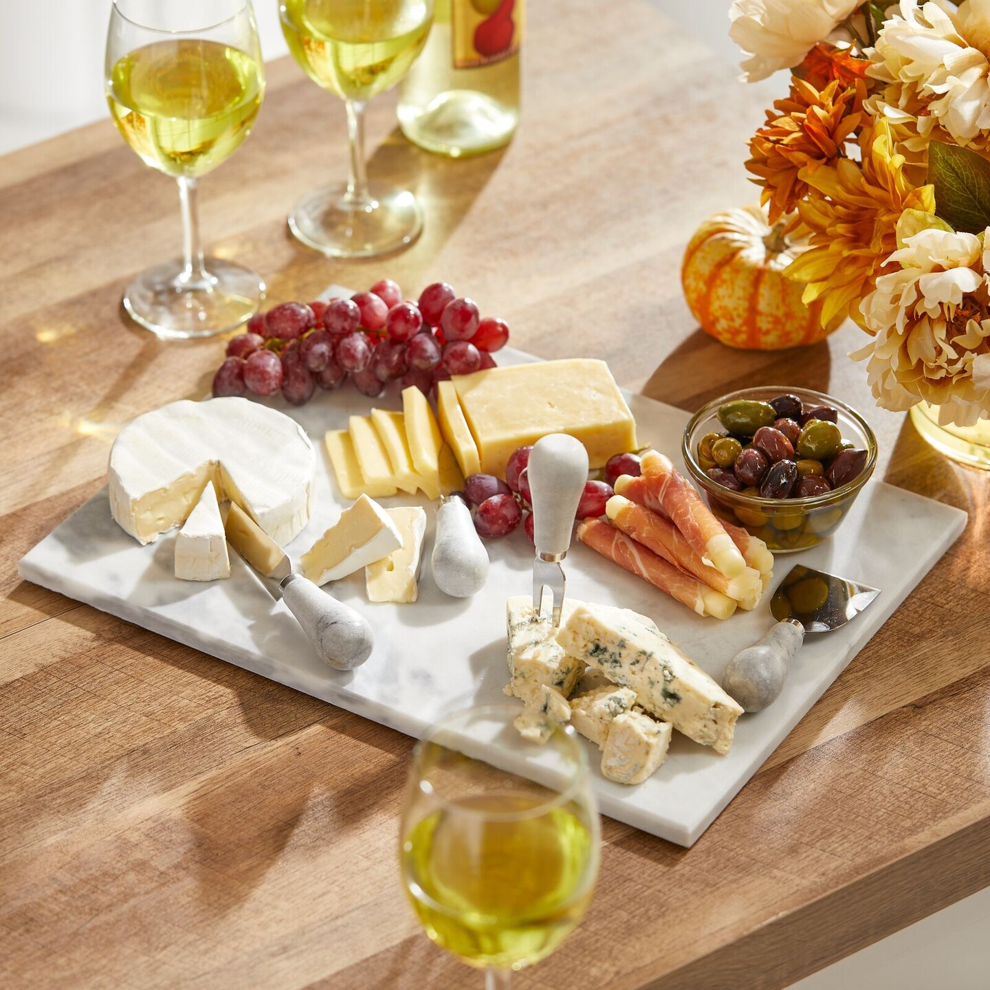 mDesign Modern Marble Pastry Board - Marble