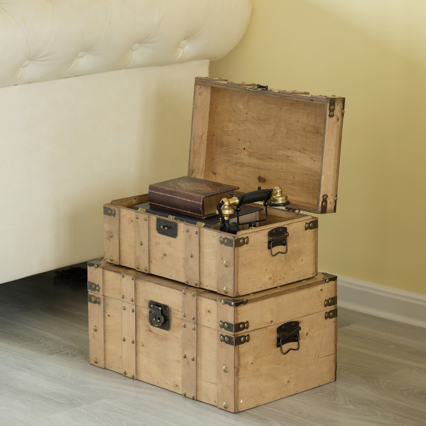 Natural Wooden Style Trunk with Handles
