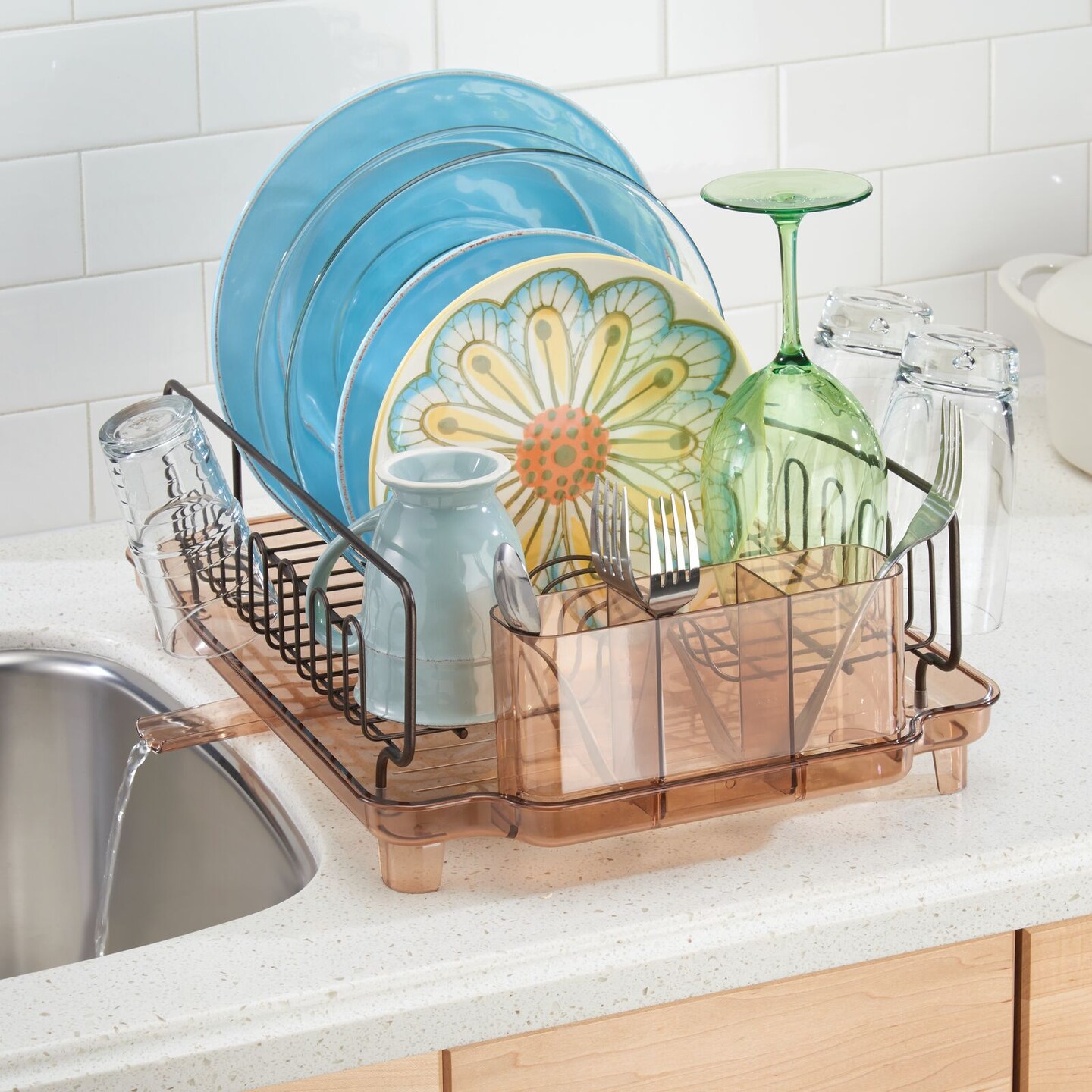 mDesign Large Kitchen Dish Drying Rack / Drainboard, Swivel Spout