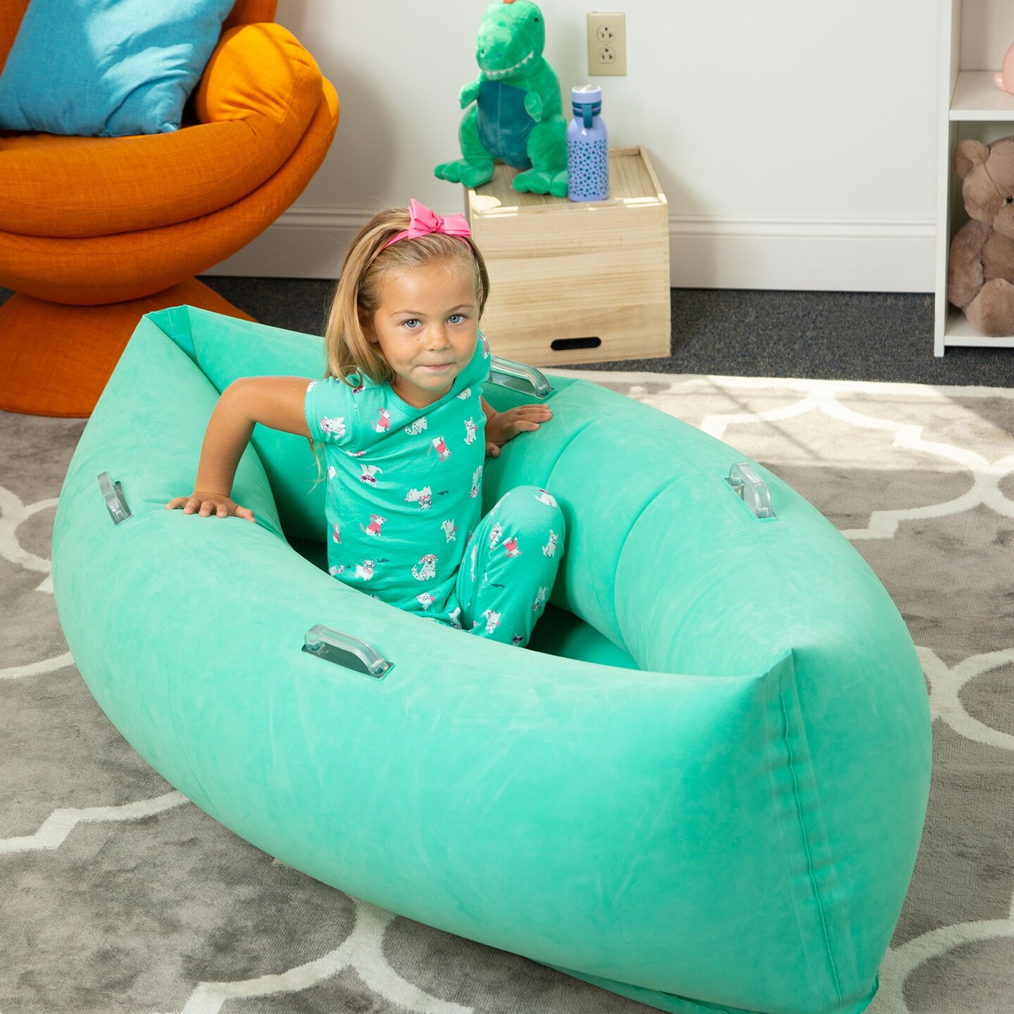 Comfy Hugging Peapod Sensory Pod, 60", Ages 612 Up to 35'1" Tall