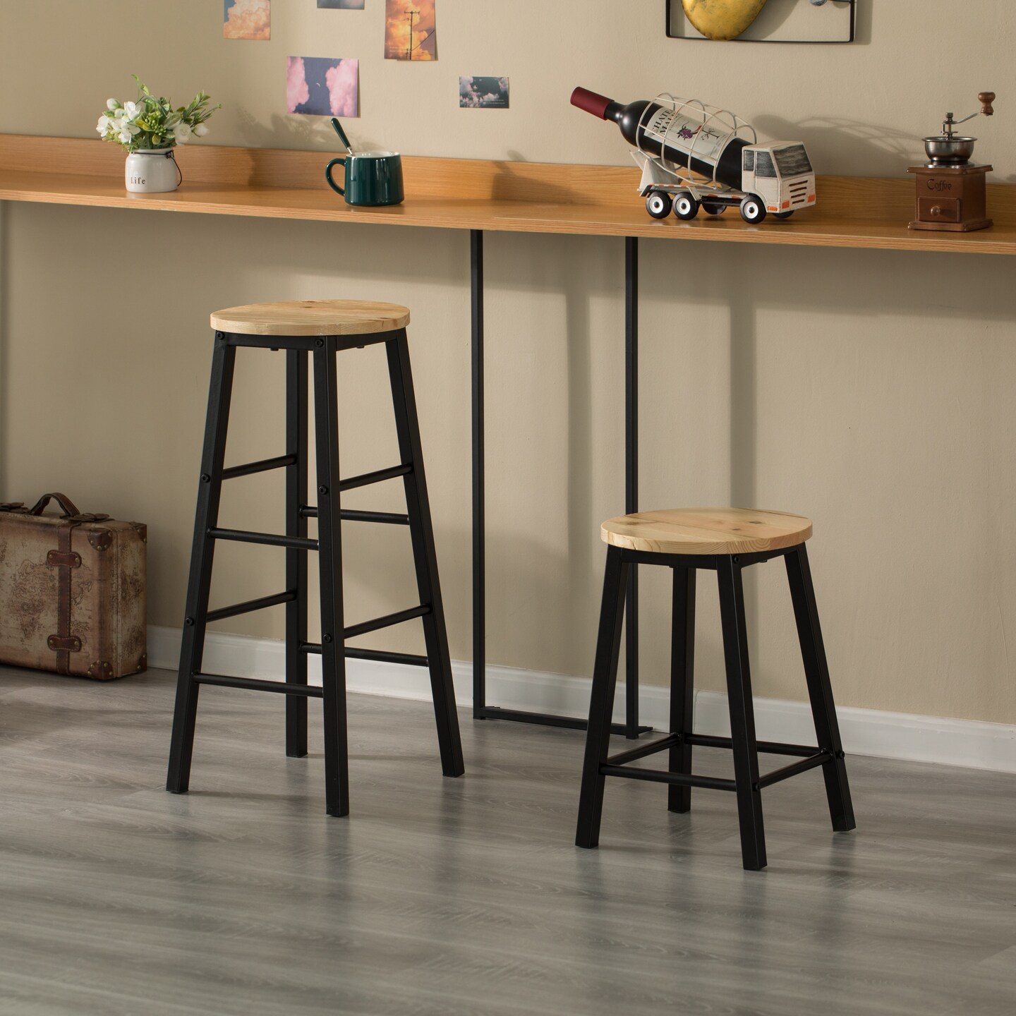 Wooden 17.5&#x22; High Black Round Bar Stool with Footrest for Indoor and Outdoor