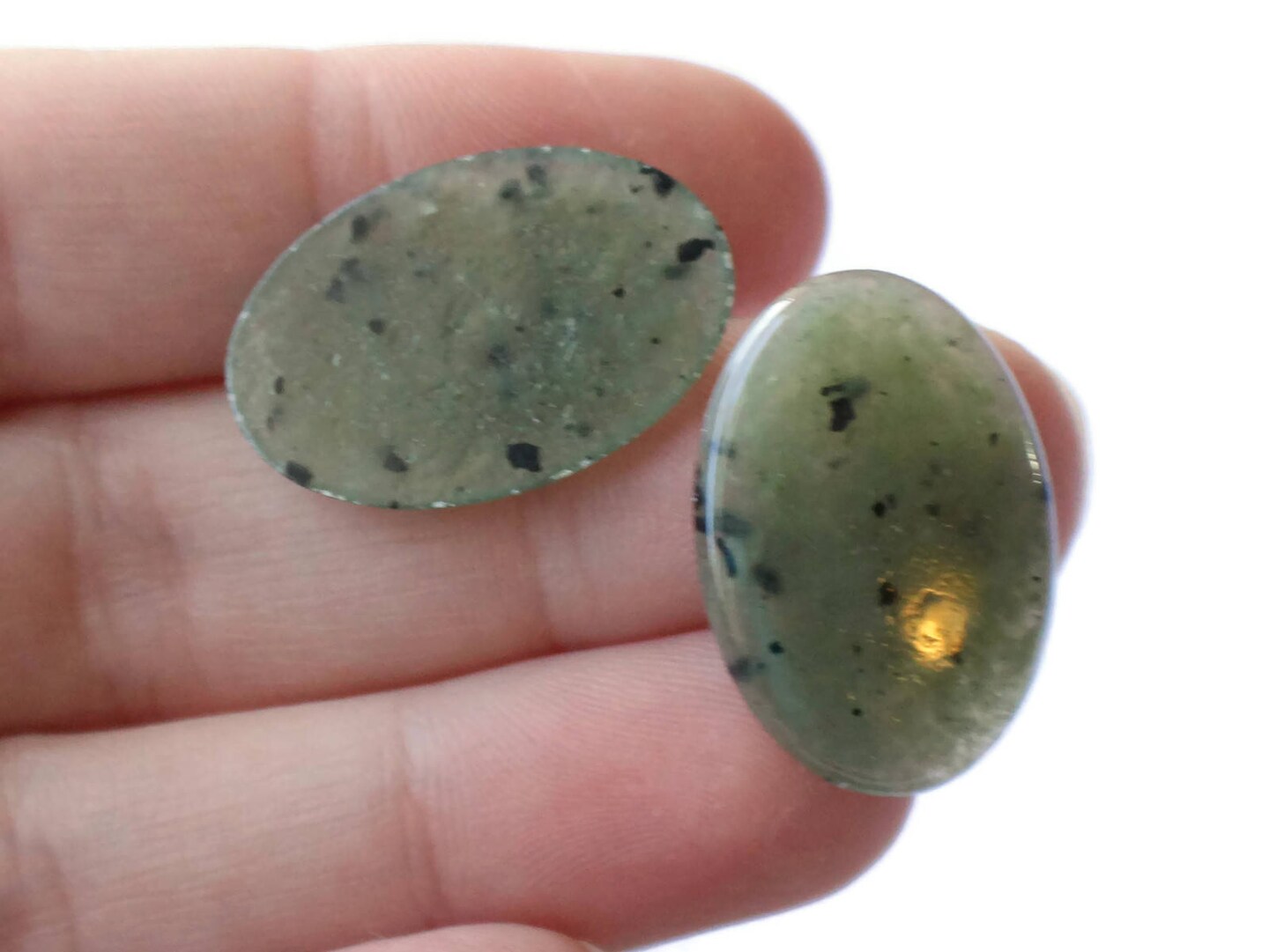 20 25mm x 17mm Green Oval Moss Agate Looking Vintage Japanese Lucite Cabochons