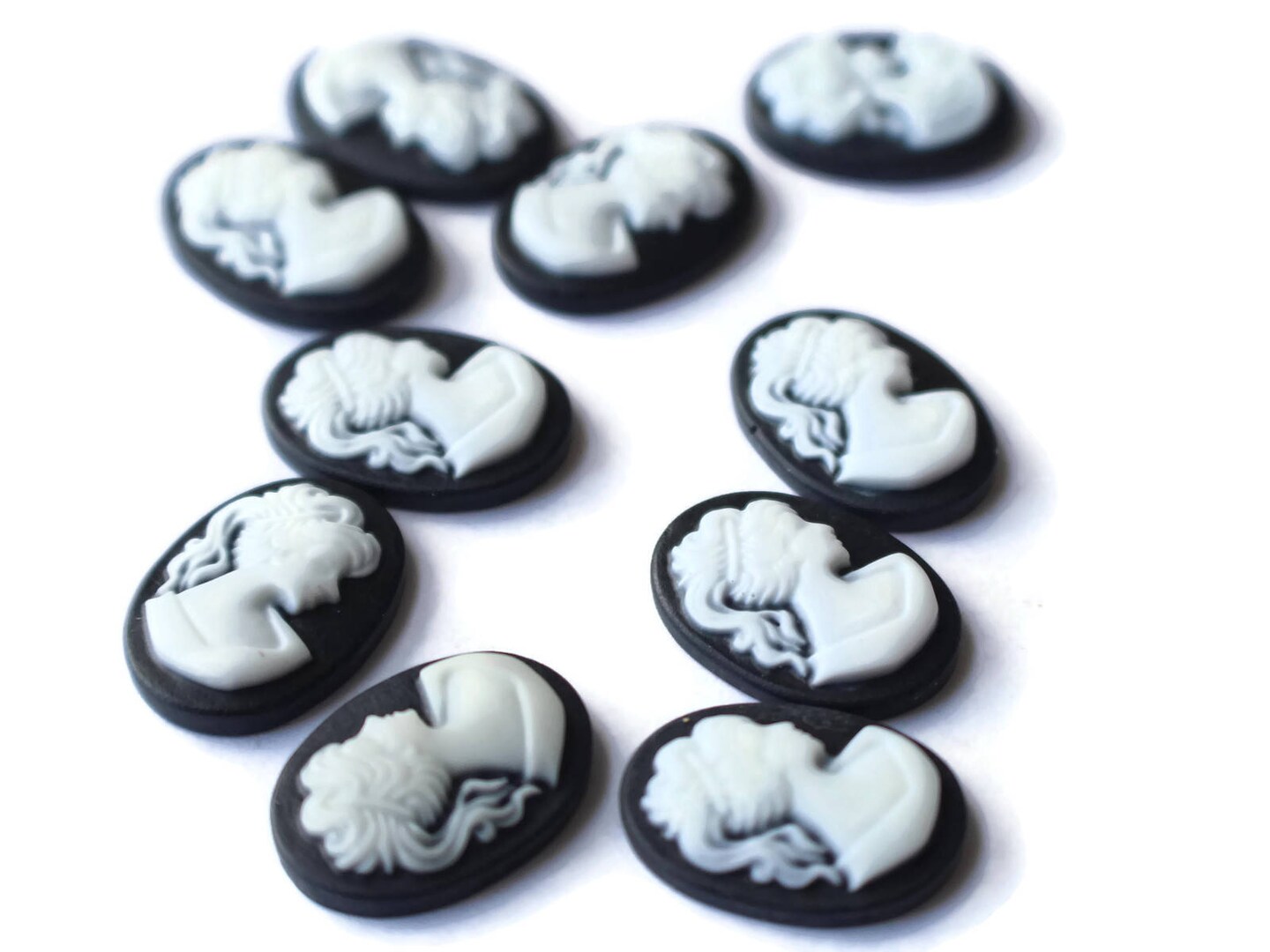 10 18mm x 13mm Black Resin Cameo Cabochons - Greek Style Cameo