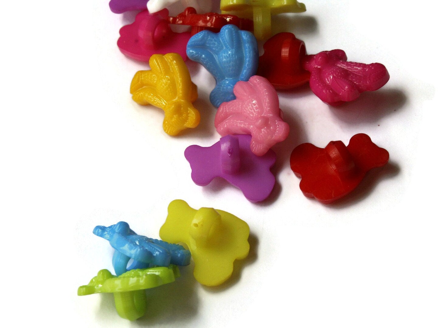 20 Multi-colored Bear Buttons Plastic Shank Buttons Mixed Color Animal Buttons
