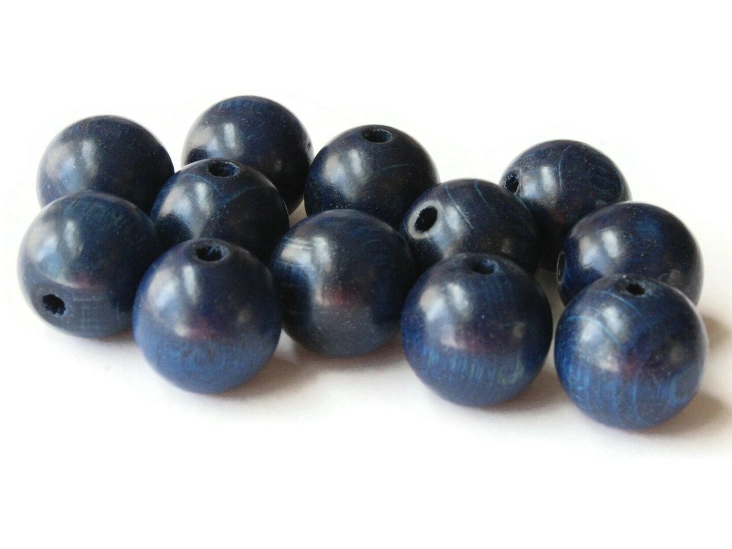 12 16mm Round Blue Vintage Wood Beads