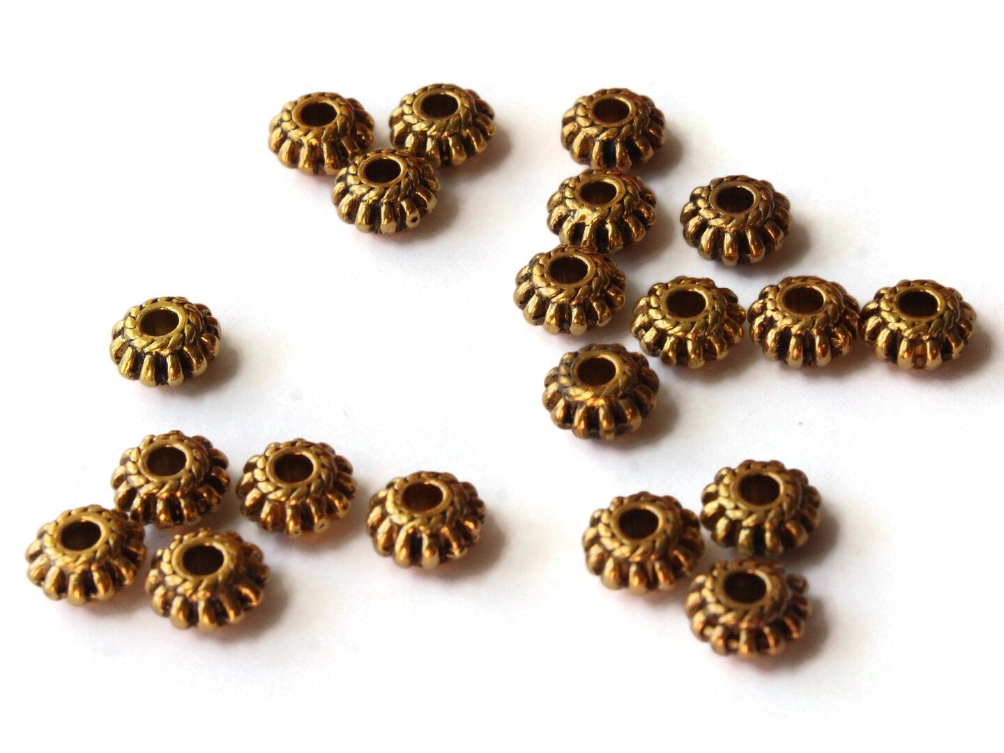 20 7.5mm Antique Golden Fluted Rondelle Beads