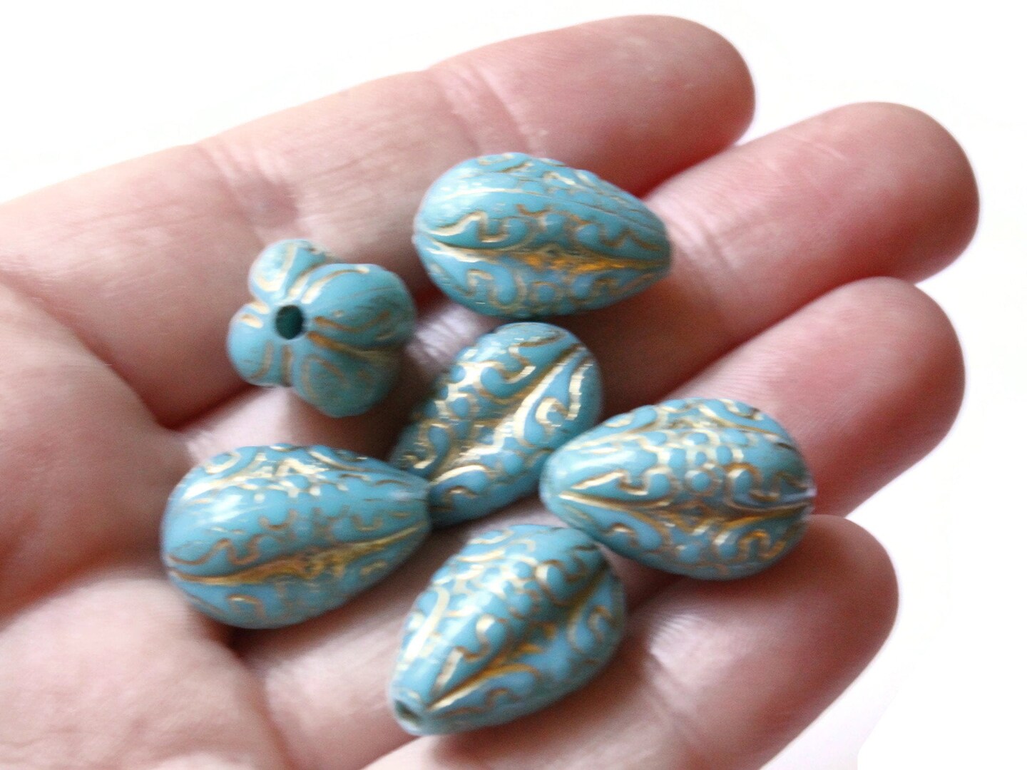 15 18.5mm Sky Blue Fluted Teardrop Beads Gold Trim Plastic Beads